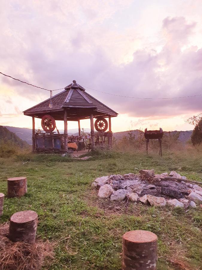 Log Cabin Uvac Nova Varoš Εξωτερικό φωτογραφία
